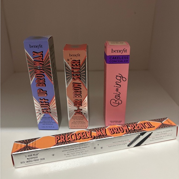 Benefit Collection Bundle - Picture 1 of 1